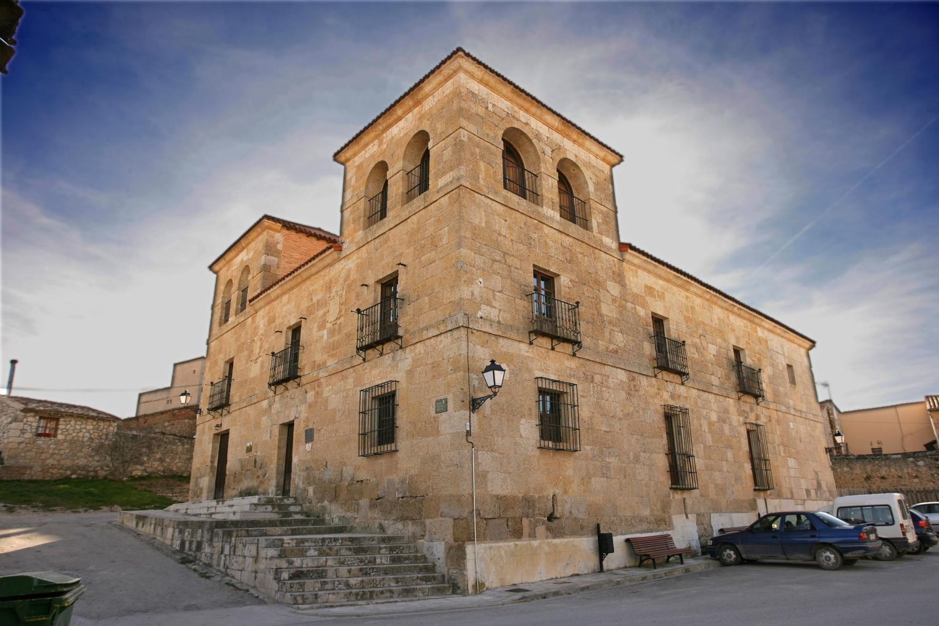 PALACIO DE LOS GUZMANES